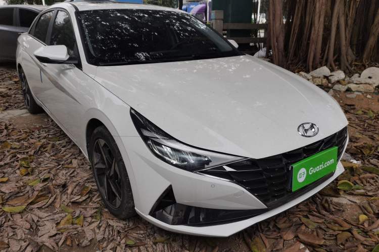 Used Hyundai Elantra 2022 1.5L CVT LUX Prestige Edition Exterior 1