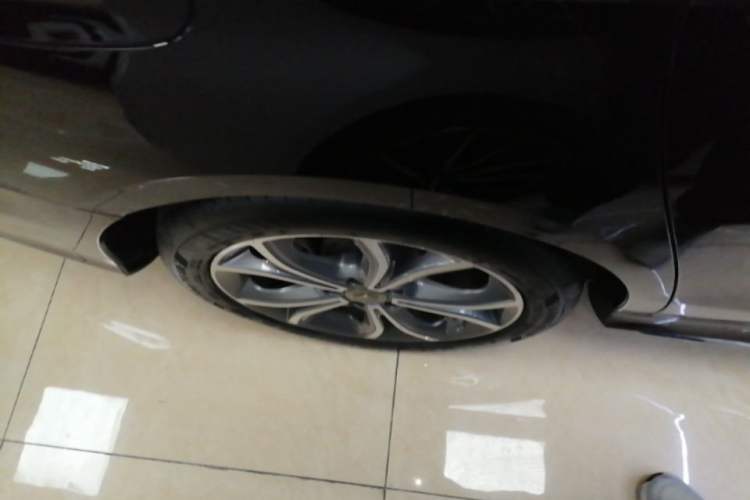 Used Mercedes-Benz E-Class 2021 Restyled E 300 L Sporty and Stylish Edition
