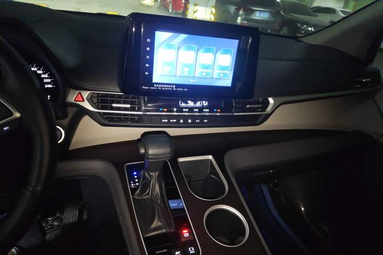 Used Toyota Sienna 2023 2.5L Hybrid Comfort Edition
