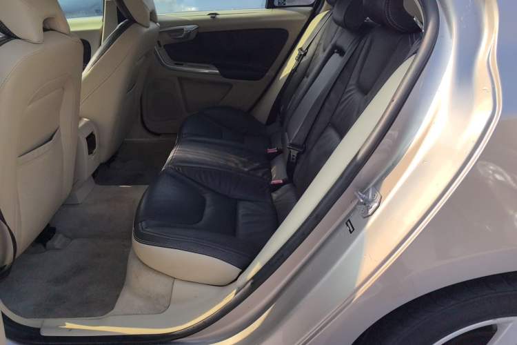 Used Volvo S60 2015 S60L T5 Intelligent Drive Edition Left Rear Seat