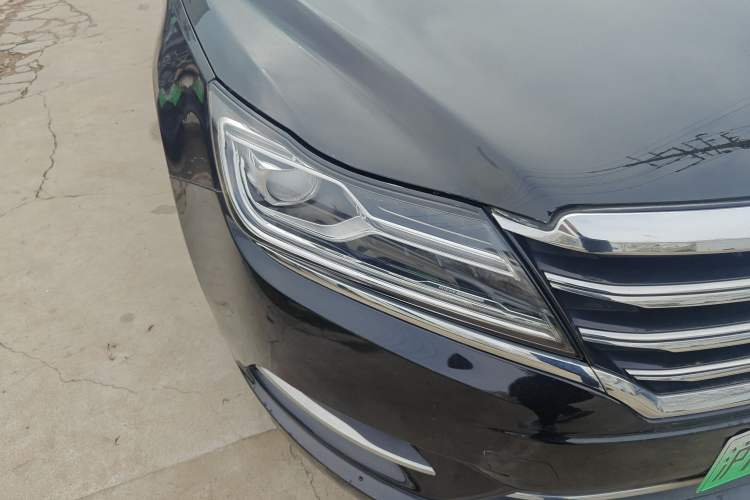 Used Roewe e950 2017 50T Hybrid Connected Executive Edition Right Front Headlight