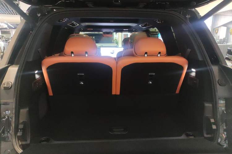 Used Lynk & Co 900 2025 1.5T Ultra