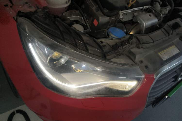 Used Audi A1 2014 30 TFSI Sportback Comfort Model Right Front Headlight