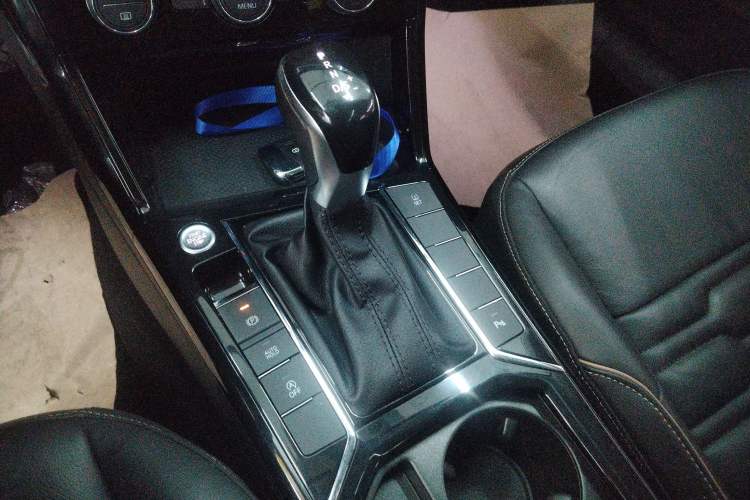 Used Volkswagen Passat 2019 330TSI Elite Edition China VI
