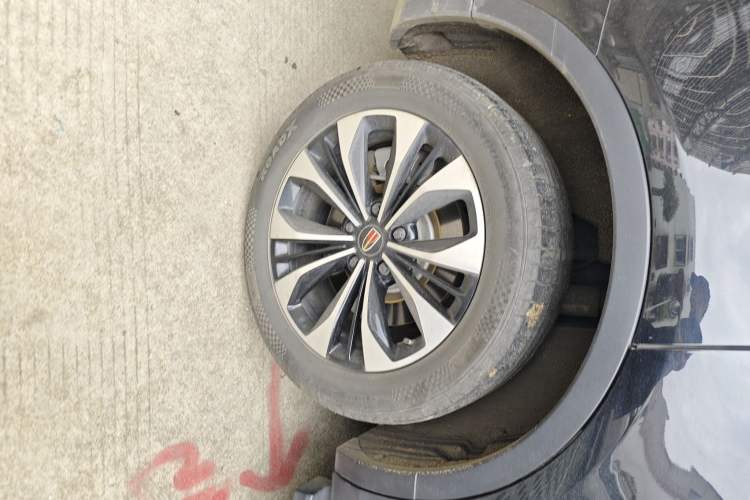 Used Hongqi HS7 2021 2.0T DCT Two-Wheel Drive Smart Connect Flagship Edition Right Rear Wheel Hub