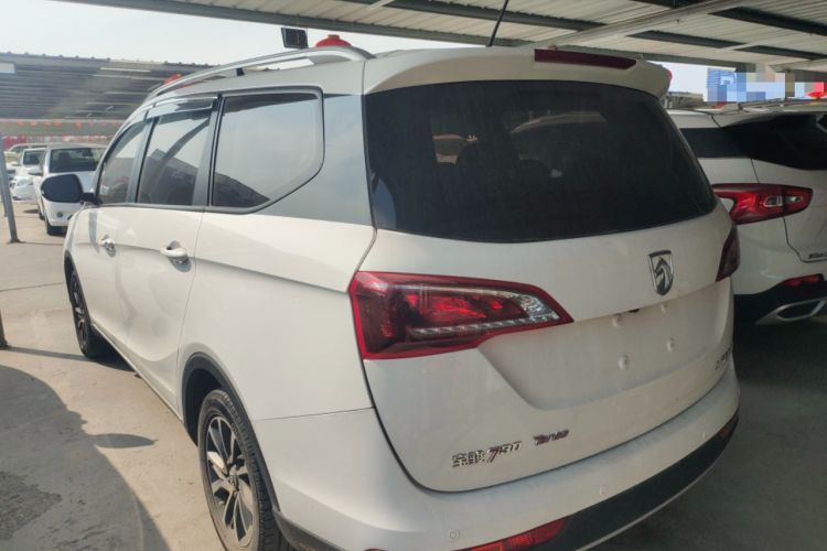 Used Baojun 730 2019 1.5T Manual Fashion Model 7-seater National V