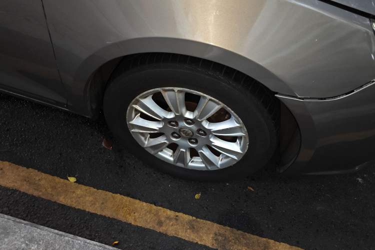 Used Buick LaCrosse 2011 2.4L SIDI Haoya Edition