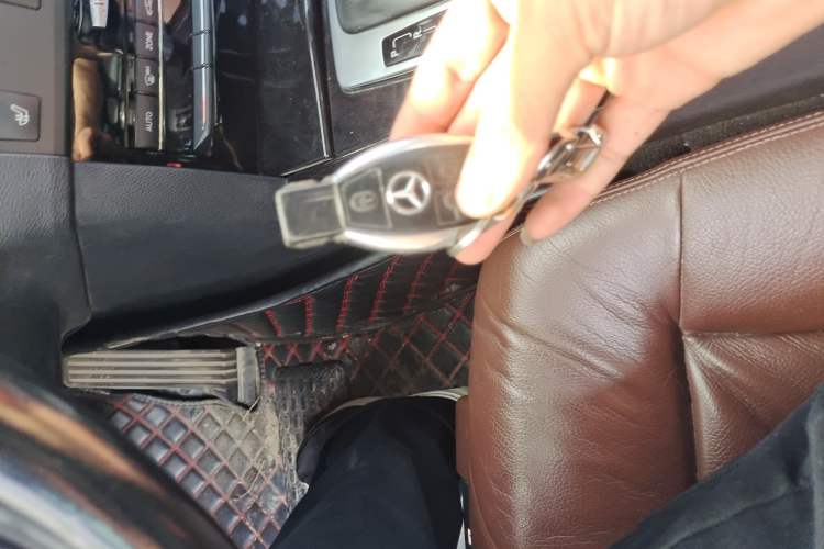 Used Mercedes-Benz E-Class 2011 E 260 L CGI Fashion Model