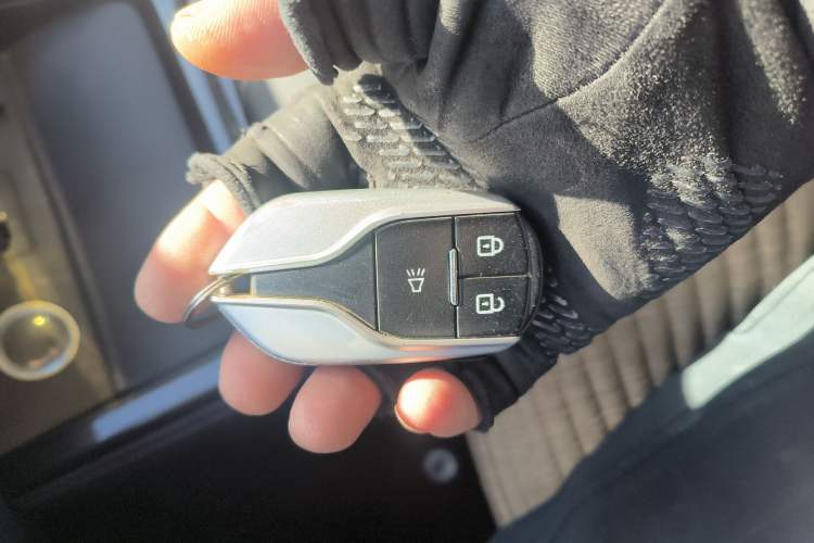 Used BAW Ruisheng Ace M7 2025 2.0L Automatic Long Wheelbase Luxury Version 7 Seats