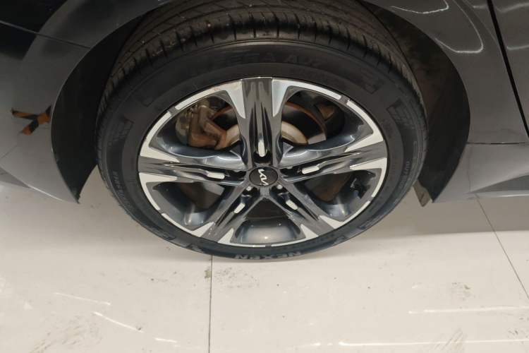 Used Kia K5 2021 270T CVVD Refreshed Edition
