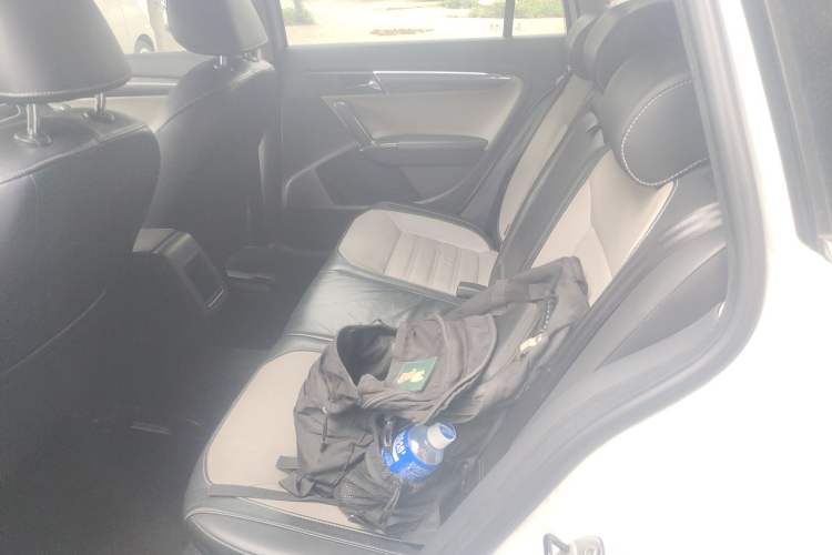 Used Volkswagen Cross Lavida 2014 1.4TSI DSG
