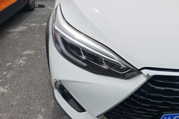 Used Toyota YARiS L Zhi Xuan 2022 1.5L CVT Leading PLUS Edition Right Front Headlight