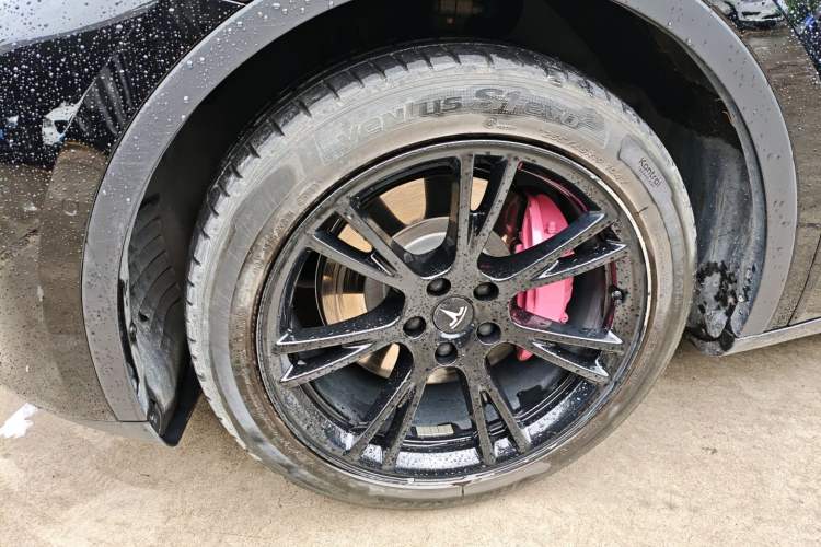 Used Tesla Model Y 2022 Rear-Wheel-Drive Version