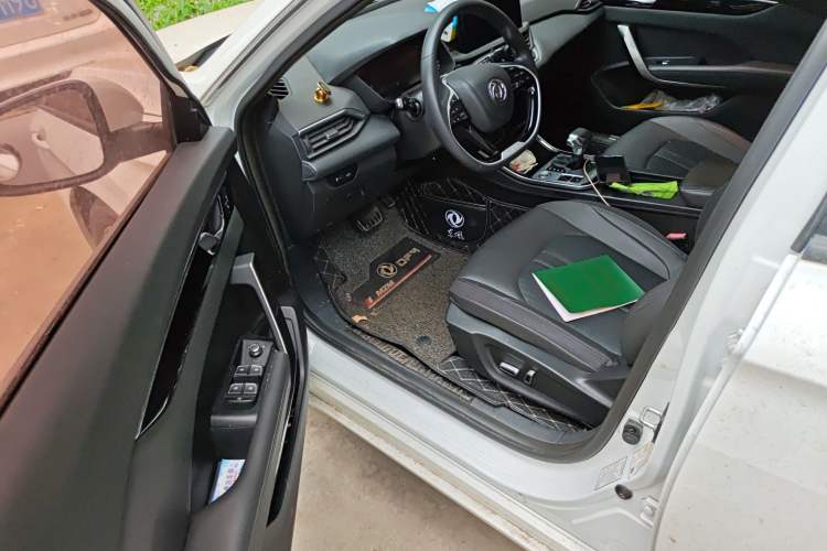 Used Dongfeng Aeolus Yixuan 2020 230T Automatic Advanced Edition Driver Seat