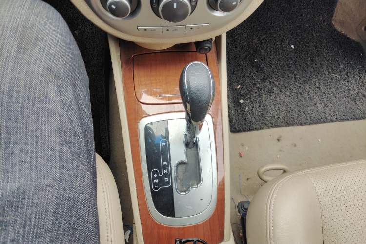 Used Buick Excelle 2013 1.5L Automatic Luxury Model
