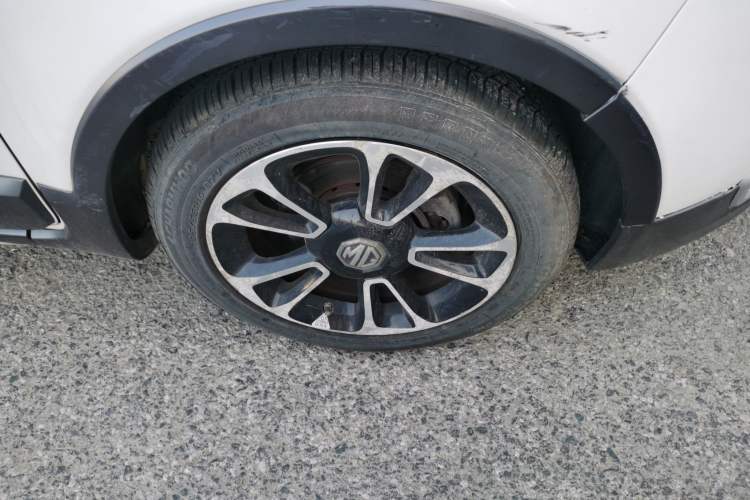 Used MG 3SW 2015 1.5L AMT Elite Model
