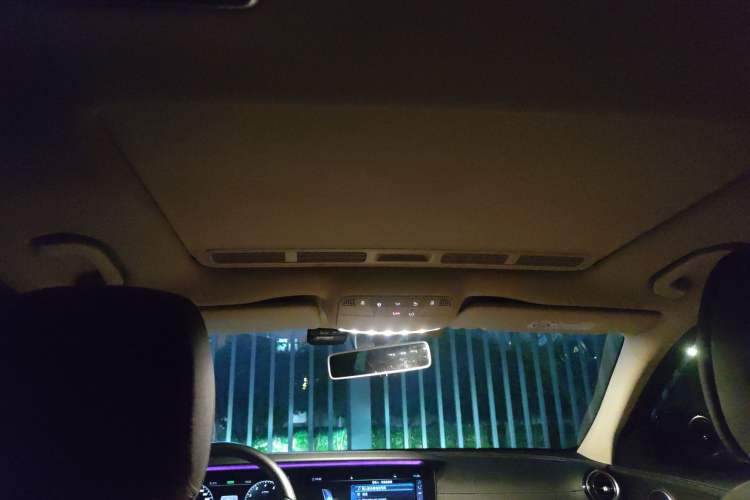 Used Mercedes-Benz E-Class 2019 E 260 L Sport Edition Headliner