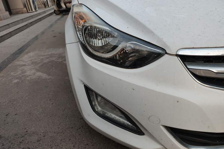 Used Hyundai Elantra (5th Generation / Langdong) 2015 1.6L Manual Leading Model
