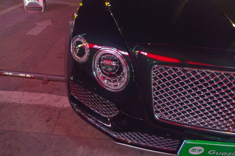 Used Bentley Bentayga 2018 4.0T V8 Right Front Headlight