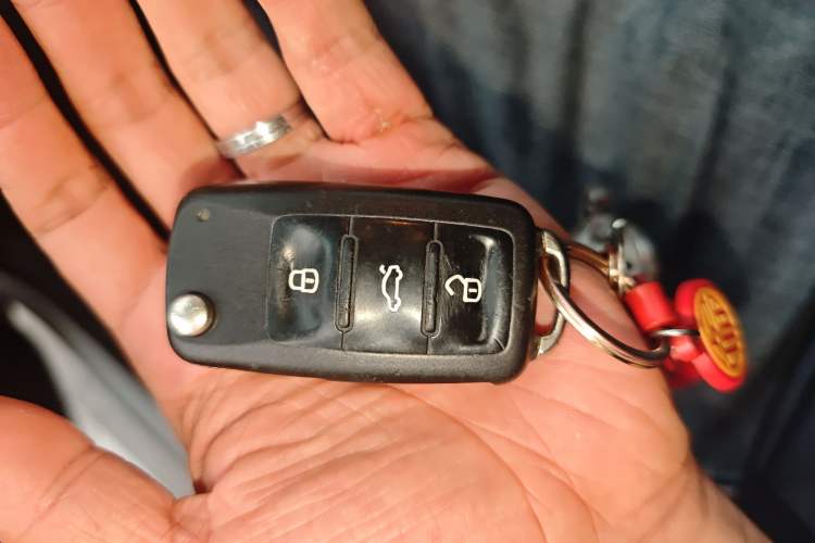 Used Volkswagen Polo 2013 1.4L Manual Comfort Edition Vehicle Key
