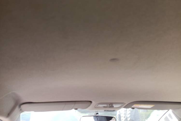 Used Toyota YARiS L Zhi Xuan 2015 1.5E Automatic Charm Edition
