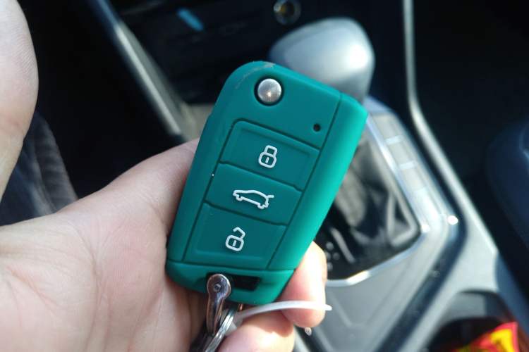 Used Volkswagen Tiguan L 2023 330TSI Automatic Two-Wheel Drive Smart Edition
