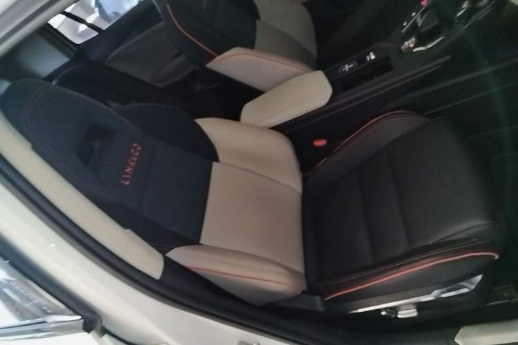 Used Lynk & Co 06 2020 1.5T YAO Halo
