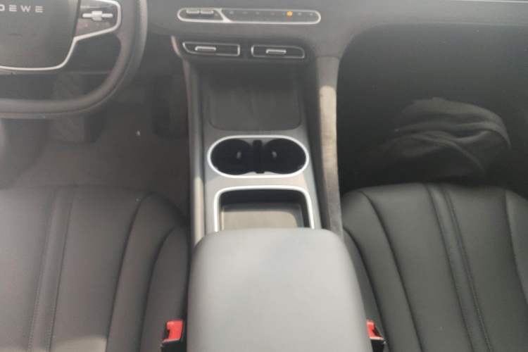 Used Roewe D7 2025 DMH 125km World Champion Excellence Edition Gear Lever