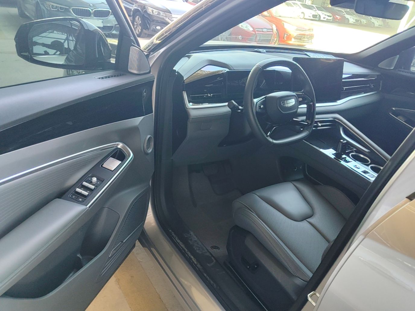 Geely Auto Emgrand X7 Sport 2026 Model 1.5TD Aspirational — снимка 18