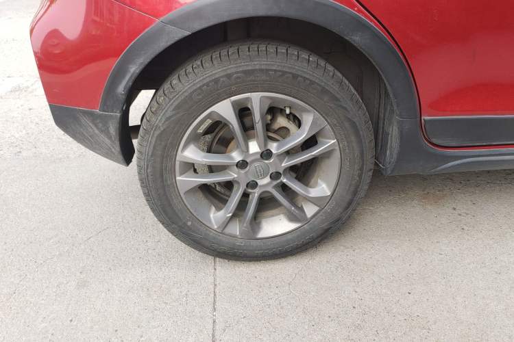 Used Geely Auto Vision X3 2020 1.5L CVT Luxury Model Right Rear Wheel Hub