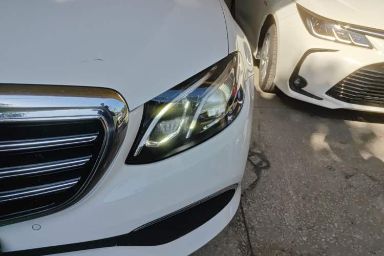 Used Mercedes-Benz E-Class 2018 Facelift E 300 L Luxury Edition
