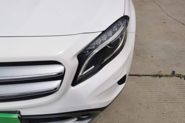 Used Mercedes-Benz GLA 2016 GLA 200 Fashion Model Left Front Headlight