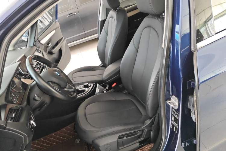 Used BMW 2 Series Active Tourer (Import) 2015 218i Leading Model