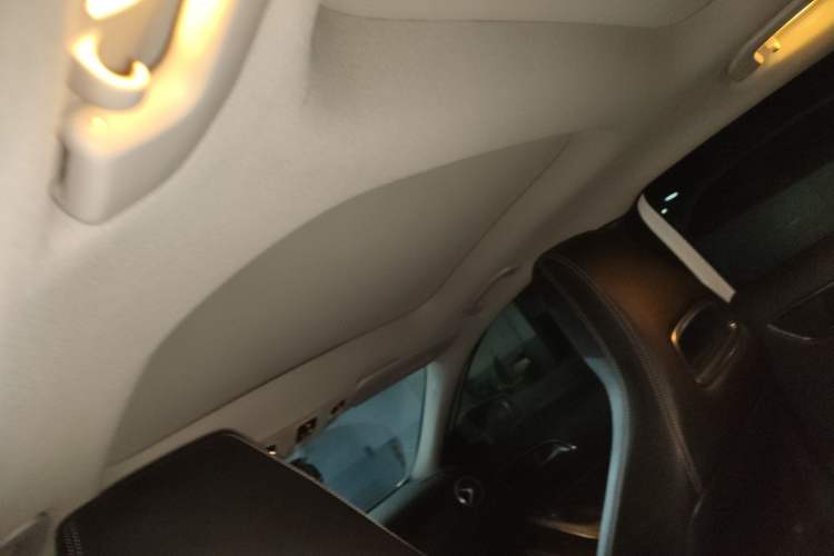 Used Mercedes-Benz GLA 2018 GLA 200 Sport Edition Headliner