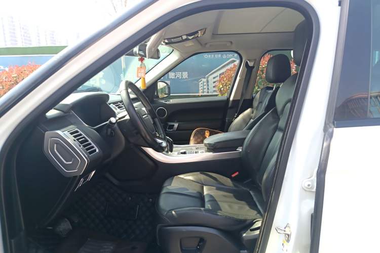 Used Land Rover Range Sport 2016 3.0 SDV6 HSE
