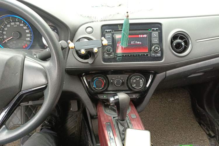 Used Honda XR-V 2017 1.5L LXi CVT Classic Edition Audio And AC Panel