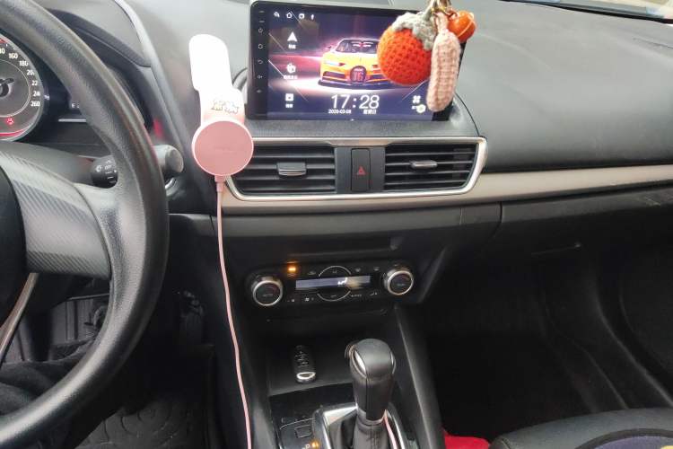 Used Mazda Mazda 3 Axela 2016 Sedan 1.5L Automatic Luxury Model