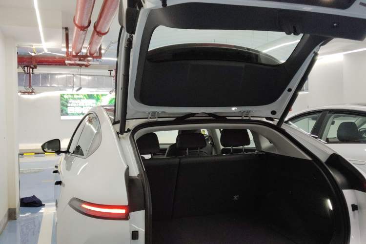 Used XPeng G6 2025 625 Long-Range Max Flagship Edition
