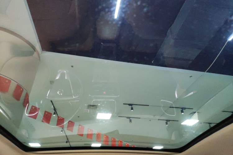 Used Volvo V40 2017 T4 Smart Luxury Edition