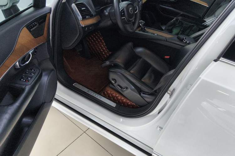 Used Volvo XC90 2019 T6 Luxury Edition 7-seater China V Standard
