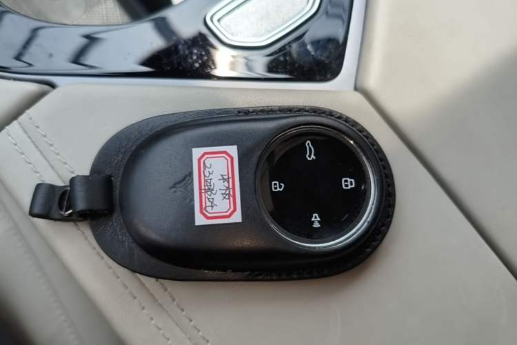 Used NETA S 2022 Extended-Range Version 1160 km Range Rear-Wheel Drive Mid-Grade
