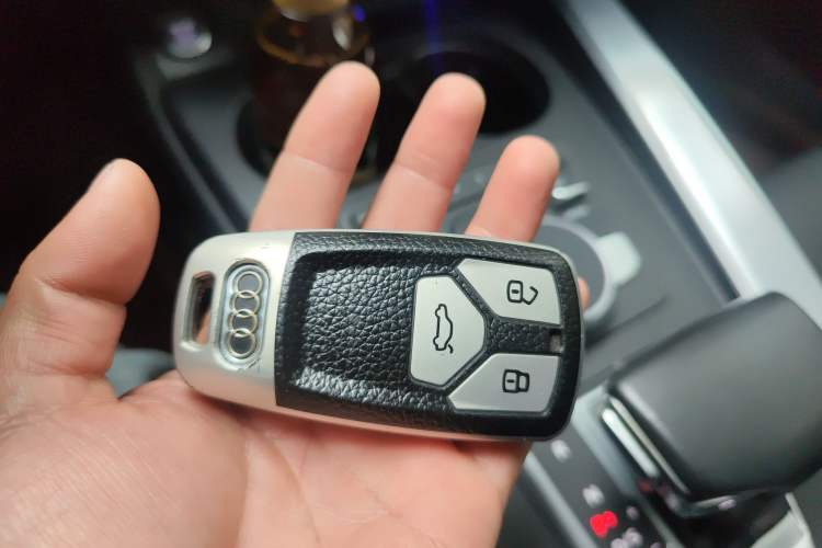 Used Audi A4L 2018 30th Anniversary Edition 40 TFSI Fashion Model