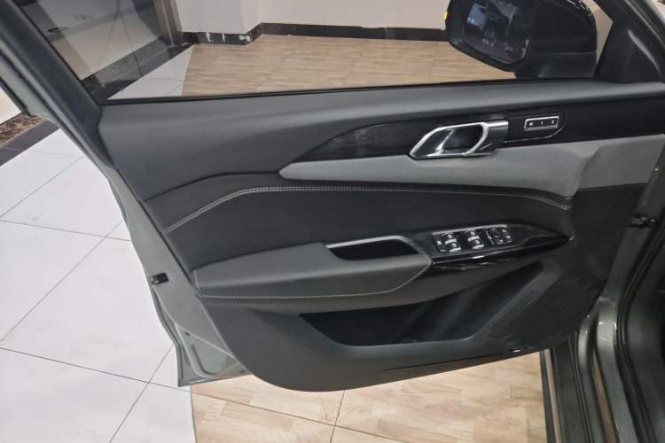 Used Lynk & Co 03 2021 2.0TD Automatic Trendy Champion Edition