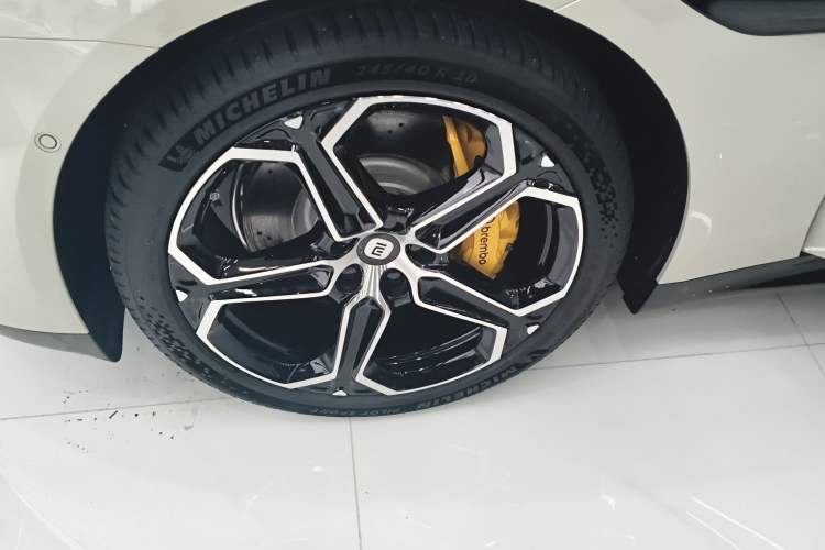 Used Xiaomi Auto SU7 2024 Rear-Drive Long-Range Intelligent Driving Version
