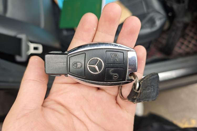 Used Mercedes-Benz E-Class 2014 Restyled E 260 L Sport Edition Vehicle Key