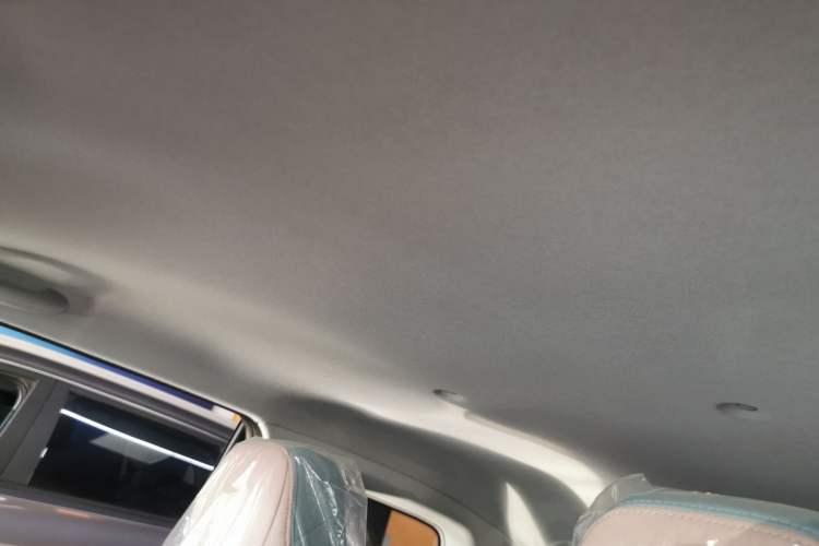 Used Chery QQ Ice Cream 2025 Model 205km Sundae Edition
