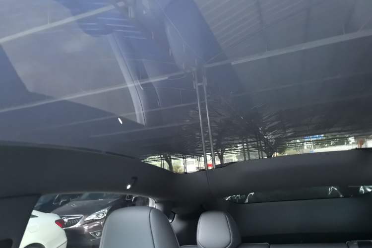 Used Tesla Model Y 2026 Rear-Drive Model