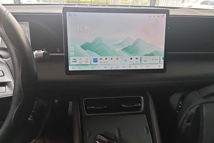 Used BYD Qin L 2025 DM-i Smart Drive 120KM Superior Model Audio And AC Panel