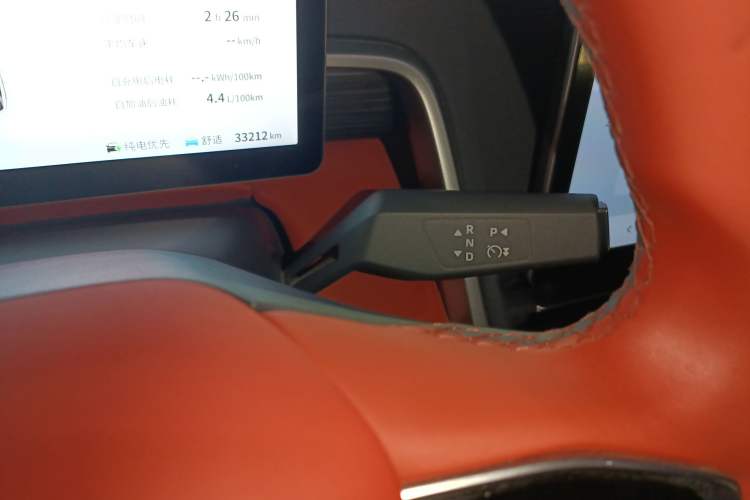 Used Dongfeng eπ eπ008 2024 210Max Range-Extended Version 6 Seats