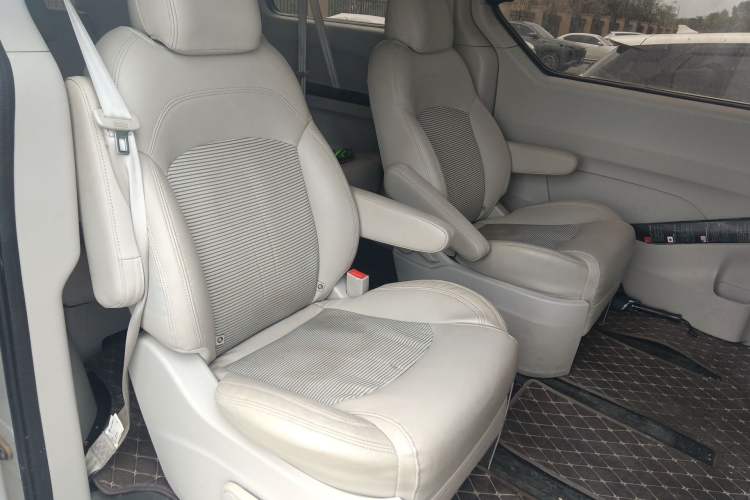 Used SAIC MAXUS G10 2019 PLUS 2.0T Automatic Elite Edition China VI Standard
